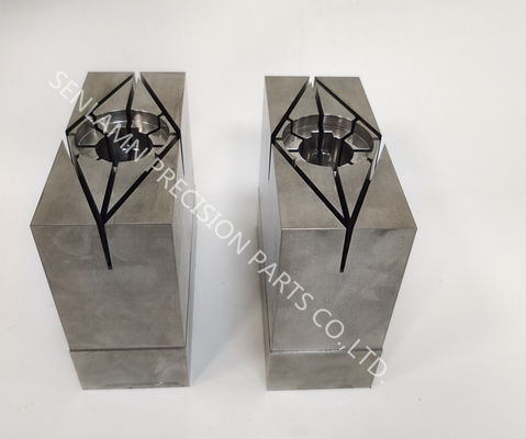 Komponen cetakan Stavax S136 khusus. Bagian EDM presisi untuk alat otomotif.