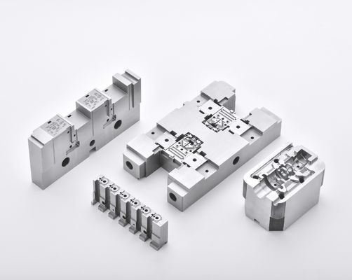 SS420 Pengisi inti presisi (inti cetakan) untuk cetakan injeksi plastik