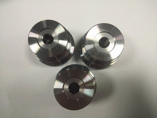 Suku Cadang Cetakan Injeksi Presisi Tinggi | Permukaan Poles & Komponen Berulir