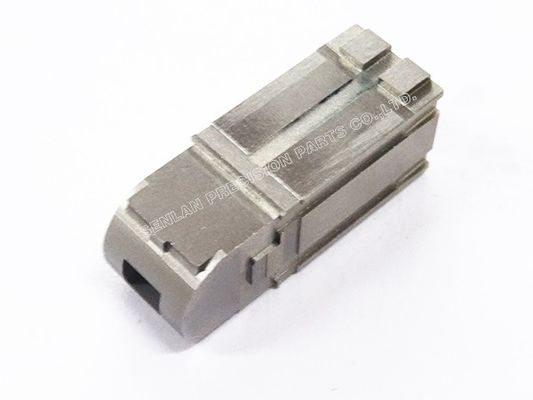 Kekuatan AISI M2 (SKH51) Inserts rongga 60 HRC Precision Mold Components