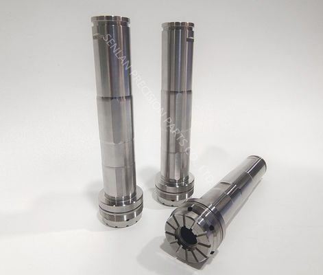 S136 Tulang dalam yang keras 48-52 Bagian cetakan presisi HRC untuk penutup pakaian