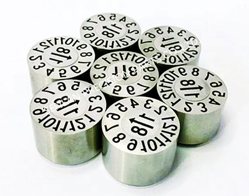 Standar DEM SUS420 Bahan Cetakan Injeksi Plastik Komponen Tanggal Penandaan Masukkan Cap Tanggal