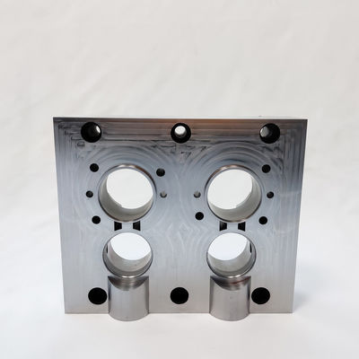 Presisi Tinggi HSS Syringe Mould Core Tin Dilapisi Untuk Komponen Cetakan Injeksi Ujung Pipet Laboratorium